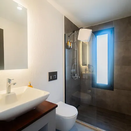 Blanco Hotell *